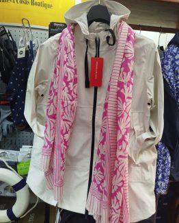 chubasquero-batela-de-senora-pareo-fucsia-de-algas